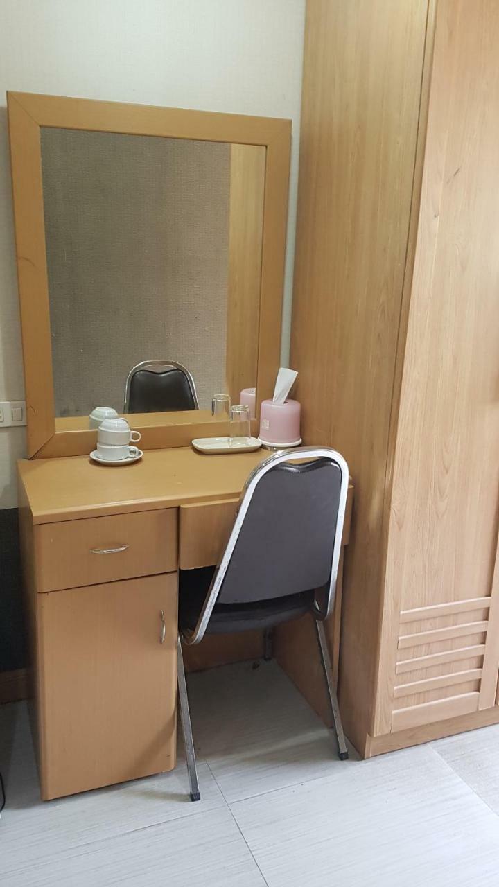 Khon Kaen Ruenrom Hotel Dış mekan fotoğraf