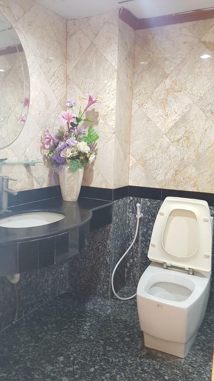 Khon Kaen Ruenrom Hotel Dış mekan fotoğraf